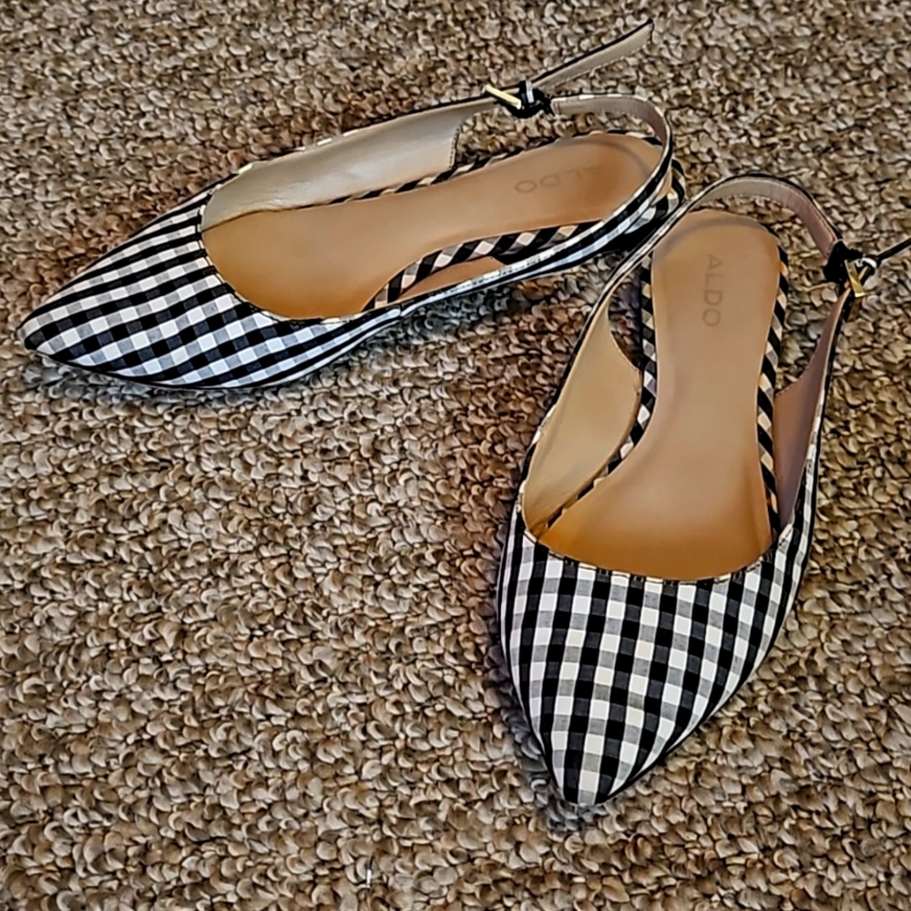 ✰ Aldo | Slingback Flats.